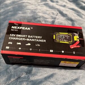NEXPEAK 12V Smart Battery Charger + Maintainer